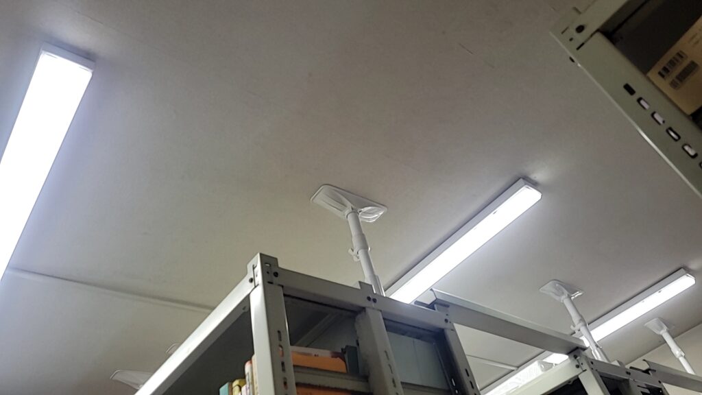 津島市天井蛍光灯からLED照明へ変更工事